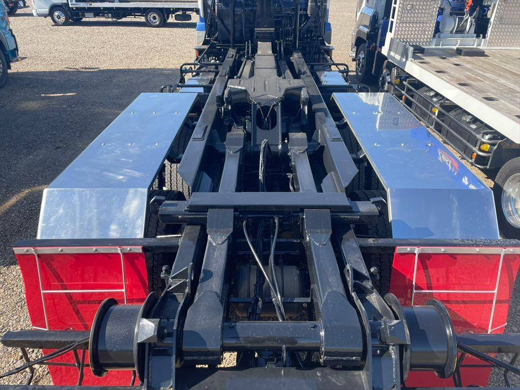 三菱ふそうスーパーグレートコンテナ専用車大型（10t）[写真07]