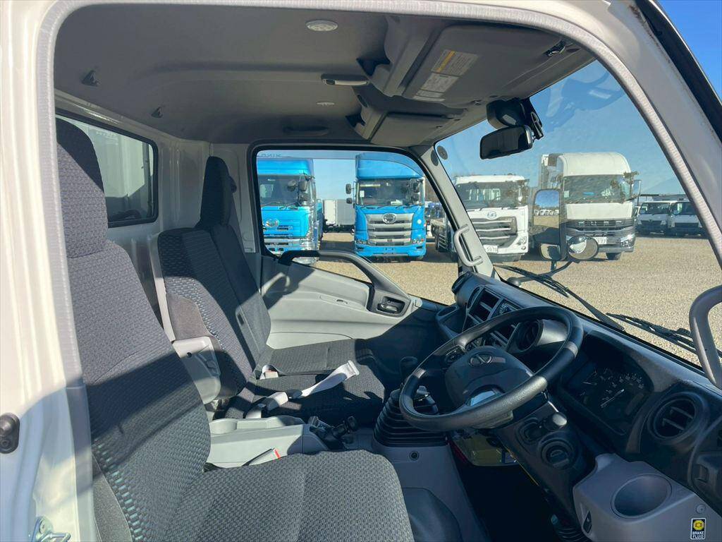 日野デュトロアルミウイング小型（2t・3t）[写真21]