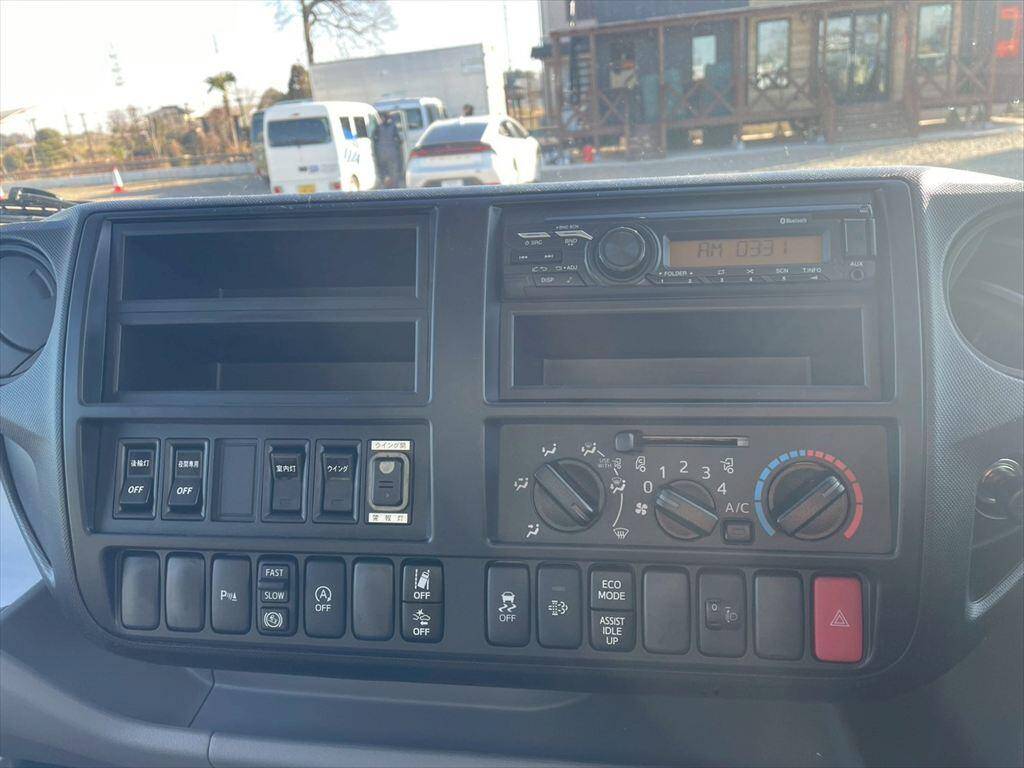 日野デュトロアルミウイング小型（2t・3t）[写真22]