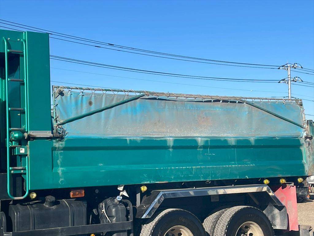 三菱ふそうスーパーグレートダンプ大型（10t）[写真03]