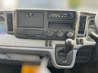 三菱ふそうキャンター平ボディ小型（2t・3t）[写真30]