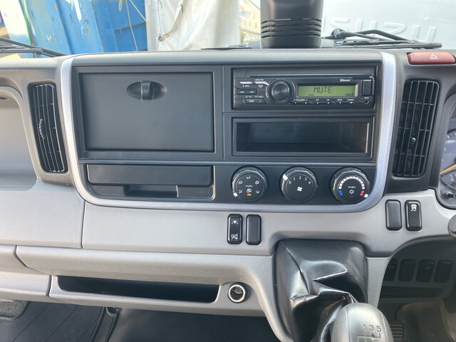 日産アトラス平ボディ小型（2t・3t）[写真35]