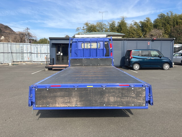 日産アトラス平ボディ小型（2t・3t）[写真09]