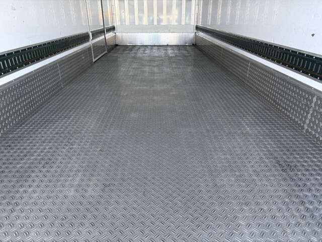 日野レンジャー冷凍車（冷蔵車）中型（4t）[写真14]