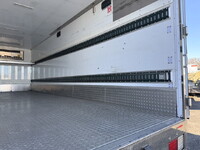 日野レンジャー冷凍車（冷蔵車）中型（4t）[写真17]