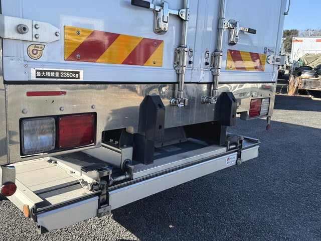 日野レンジャー冷凍車（冷蔵車）中型（4t）[写真19]