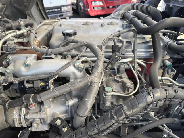 日野レンジャー冷凍車（冷蔵車）中型（4t）[写真40]