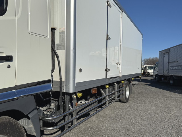 日野レンジャー冷凍車（冷蔵車）中型（4t）[写真07]