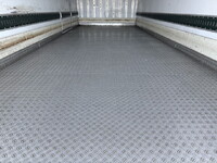 いすゞフォワード冷凍車（冷蔵車）中型（4t）[写真12]