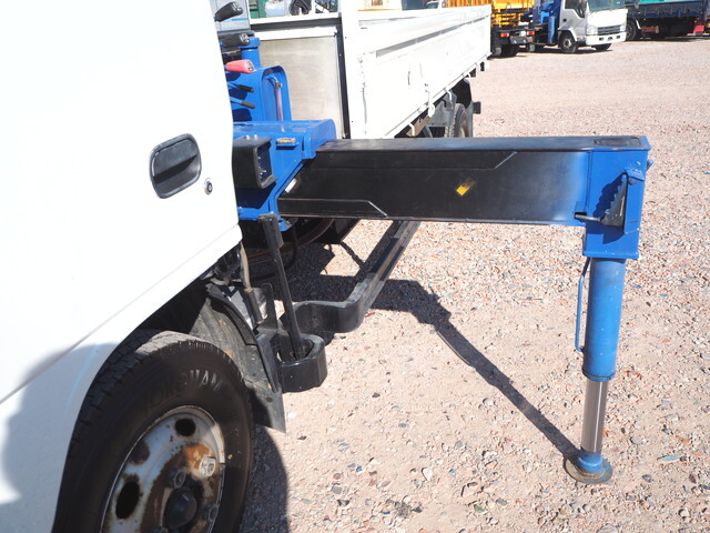 いすゞエルフクレーン4段小型（2t・3t）[写真13]