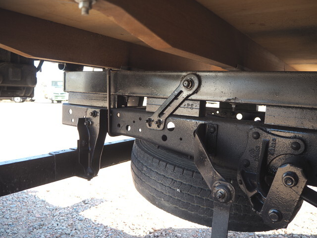 いすゞエルフクレーン4段小型（2t・3t）[写真27]