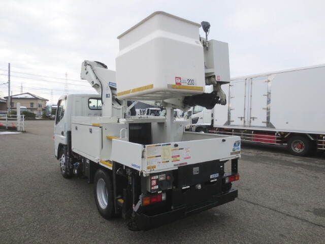 三菱ふそうキャンター高所作業車小型（2t・3t）[写真02]