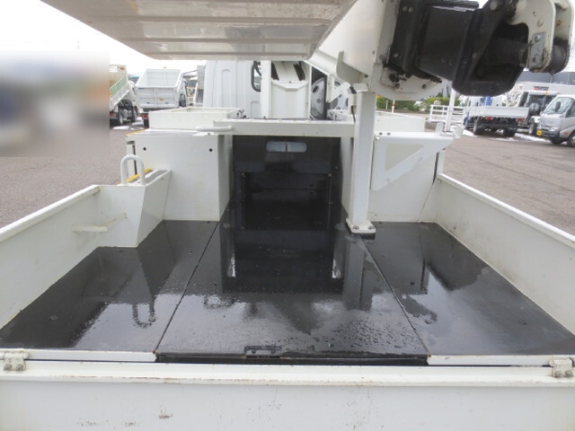 三菱ふそうキャンター高所作業車小型（2t・3t）[写真20]