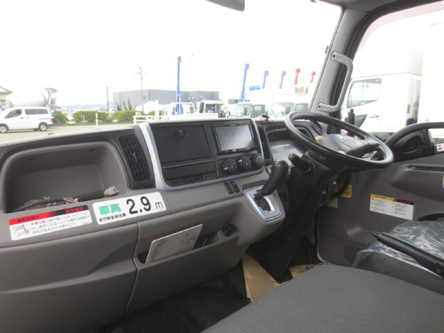 三菱ふそうキャンター高所作業車小型（2t・3t）[写真22]