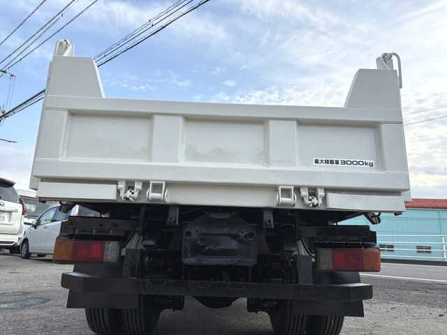 日野デュトロダンプ小型（2t・3t）[写真17]