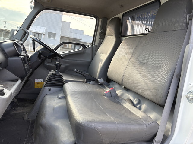 日野デュトロダンプ小型（2t・3t）[写真09]