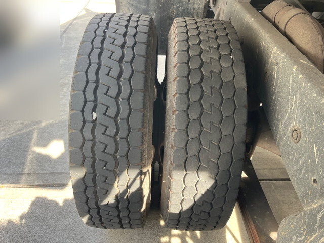 三菱ふそうキャンターダンプ小型（2t・3t）[写真14]