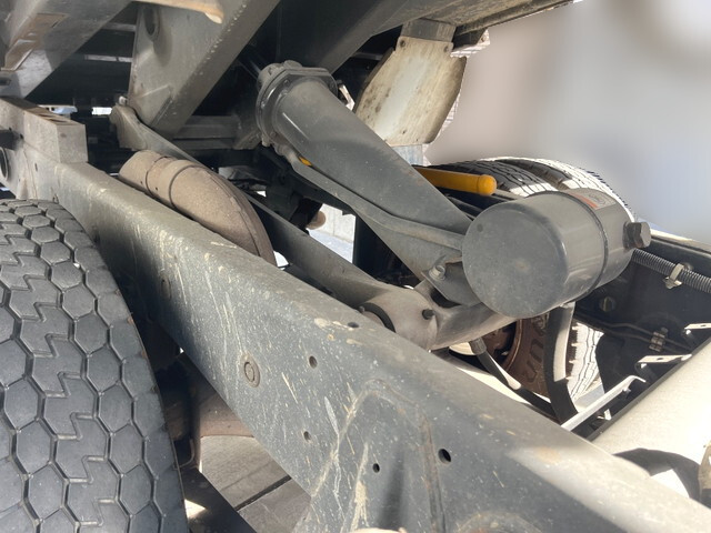 三菱ふそうキャンターダンプ小型（2t・3t）[写真18]