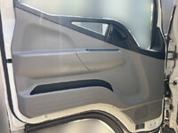 三菱ふそうキャンターダンプ小型（2t・3t）[写真27]