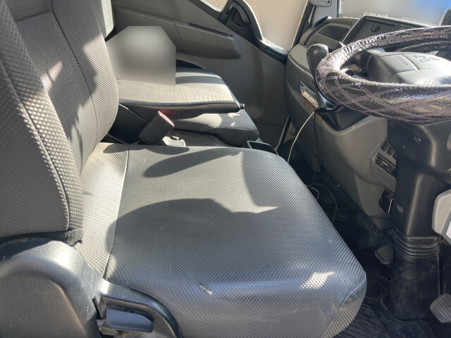 三菱ふそうキャンターダンプ小型（2t・3t）[写真29]