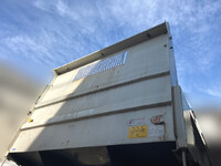 三菱ふそうキャンターダンプ小型（2t・3t）[写真11]