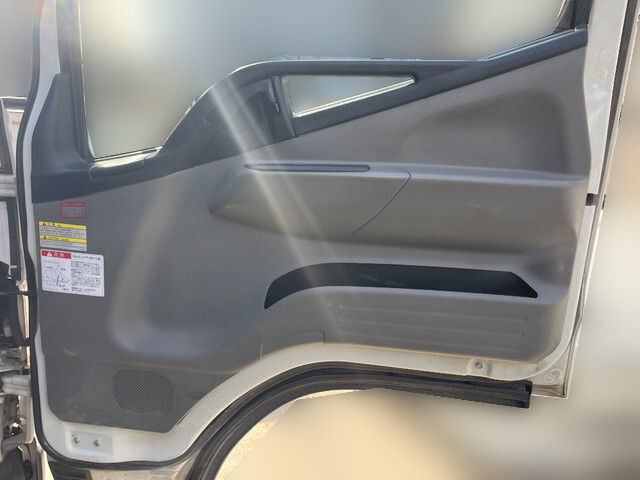 三菱ふそうキャンターダンプ小型（2t・3t）[写真27]