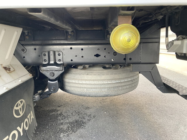 トヨタダイナアルミバン小型（2t・3t）[写真10]