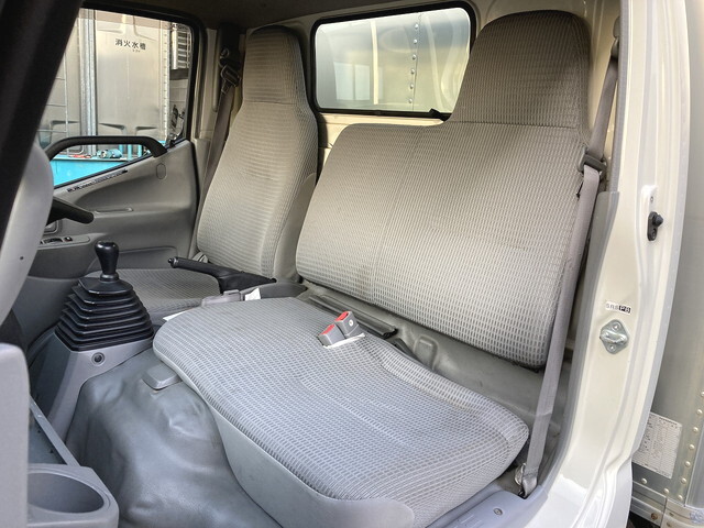 トヨタダイナアルミバン小型（2t・3t）[写真38]