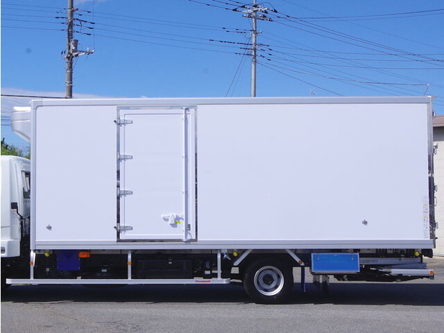 三菱ふそうファイター冷凍車（冷蔵車）中型（4t）[写真20]