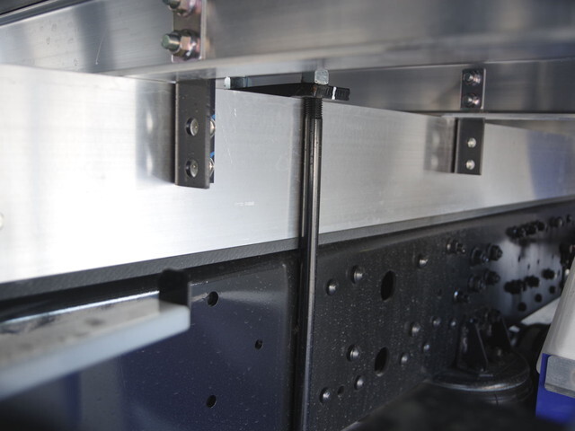 三菱ふそうファイター冷凍車（冷蔵車）中型（4t）[写真23]