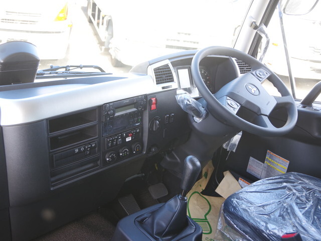 三菱ふそうファイター冷凍車（冷蔵車）中型（4t）[写真30]