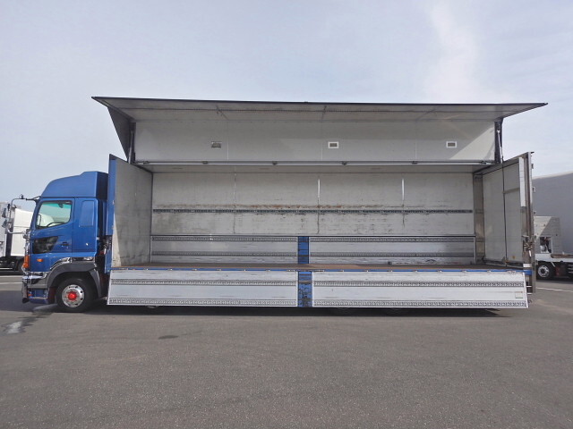 日野プロフィアアルミウイング大型（10t）[写真29]