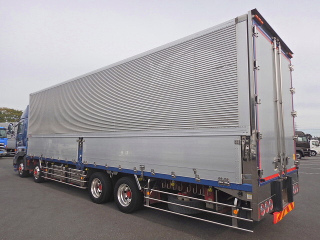 日野プロフィアアルミウイング大型（10t）[写真04]