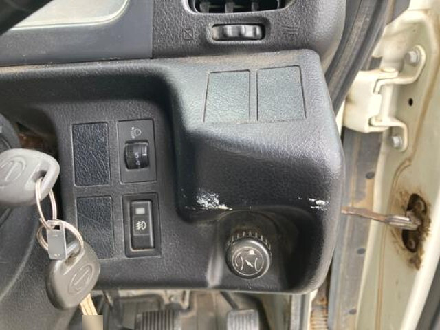 日野レンジャーダンプ中型（4t）[写真35]