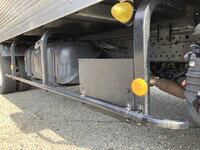 いすゞエルフアルミバン小型（2t・3t）[写真17]