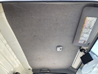 いすゞエルフアルミバン小型（2t・3t）[写真34]