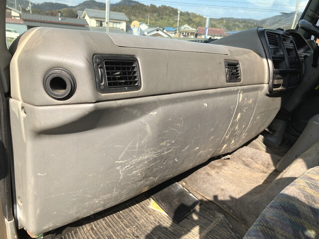 三菱ふそうファイターセルフローダー増トン（6t・8t）[写真30]