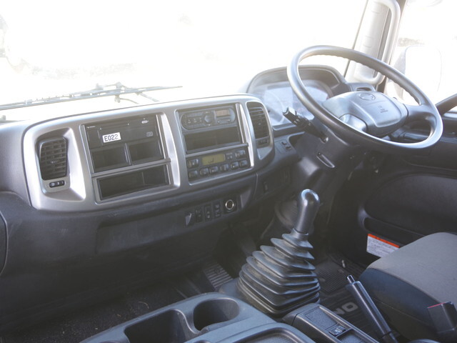 日野レンジャーアルミブロック増トン（6t・8t）[写真32]