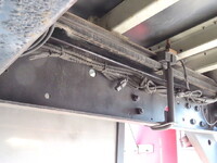 三菱ふそうスーパーグレートアルミウイング大型（10t）[写真12]