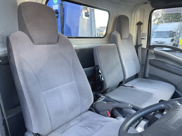 いすゞエルフクレーン4段小型（2t・3t）[写真14]