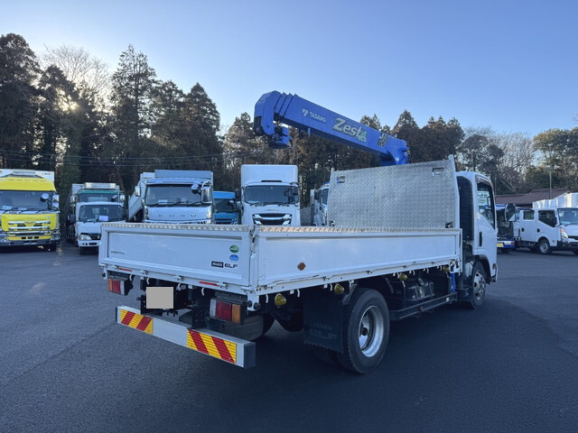 いすゞエルフクレーン4段小型（2t・3t）[写真02]