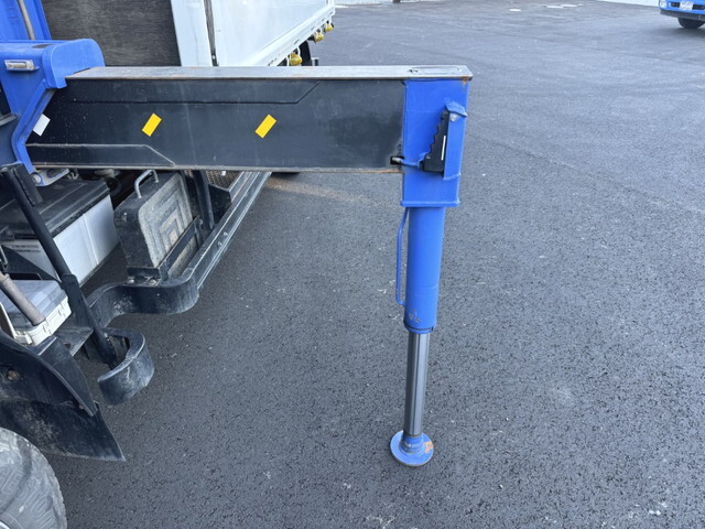 いすゞエルフクレーン4段小型（2t・3t）[写真27]