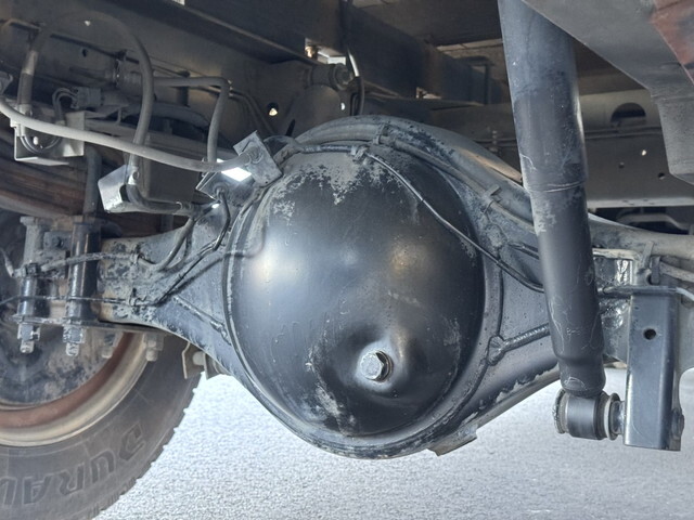 いすゞエルフクレーン4段小型（2t・3t）[写真33]