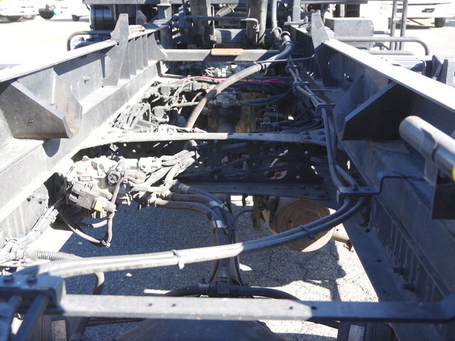 三菱ふそうファイターコンテナ専用車中型（4t）[写真07]