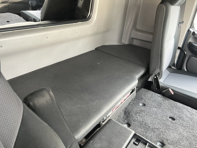 日野プロフィアアルミブロック大型（10t）[写真09]