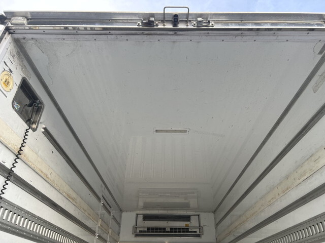 いすゞエルフ冷凍車（冷蔵車）小型（2t・3t）[写真13]