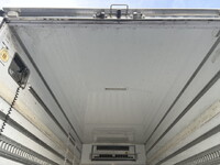 いすゞエルフ冷凍車（冷蔵車）小型（2t・3t）[写真14]