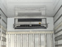 いすゞエルフ冷凍車（冷蔵車）小型（2t・3t）[写真16]