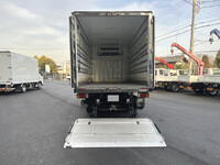 いすゞエルフ冷凍車（冷蔵車）小型（2t・3t）[写真18]