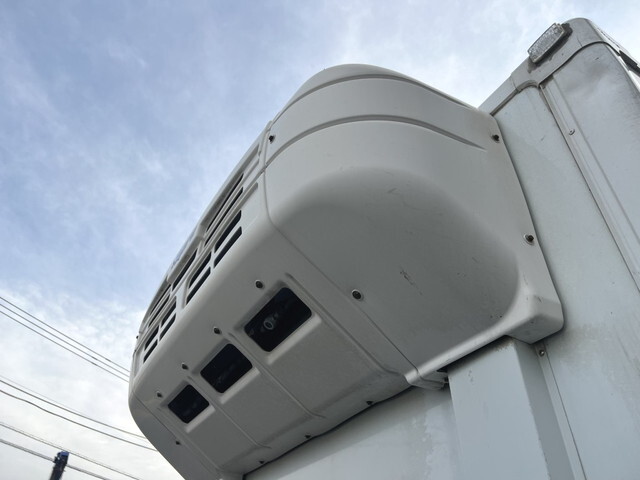 いすゞエルフ冷凍車（冷蔵車）小型（2t・3t）[写真27]